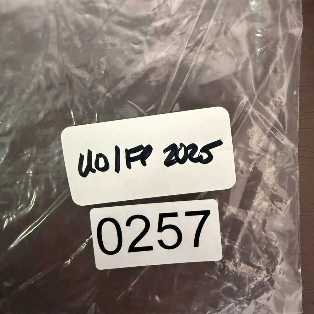 Pilcro Woven Crewneck Puff-Sleeve Top in Beige and‎ Blue Stripe XS NWT - Picture 13 of 14